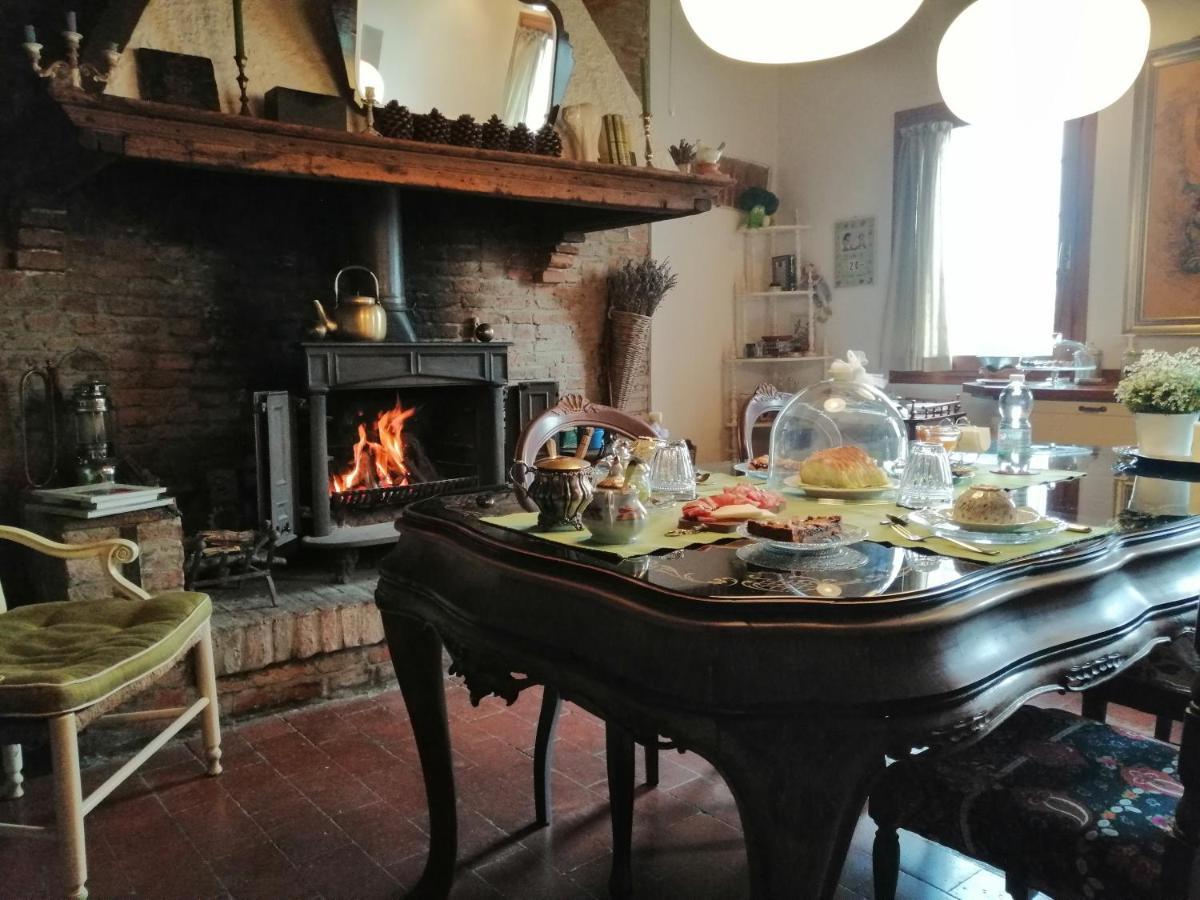 Corte Di Maggio B&B Country House 伊莫拉 外观 照片